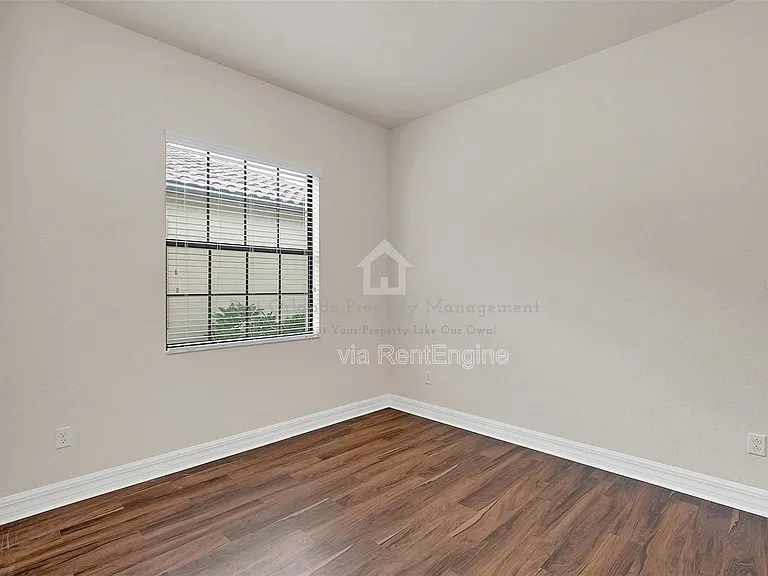 10466 Stapeley Dr — Photo 25