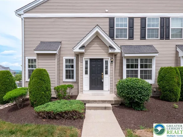4165 Bunker Hill Dr N, Coopersburg, PA 18036
