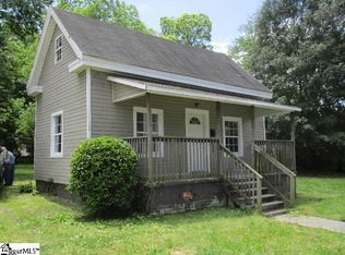 505 Academy St, Clinton, SC 29325