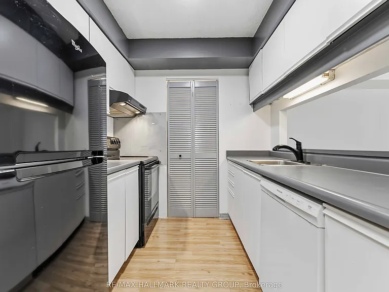 199 Kent St #1602 — Photo 22