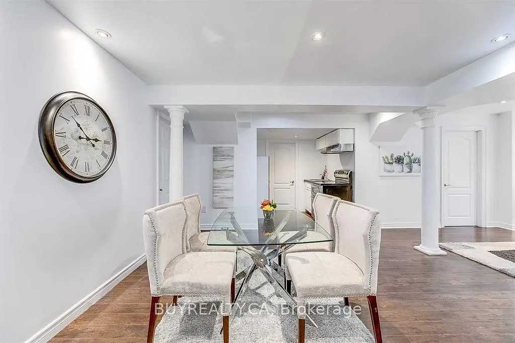 2 bed, $1,800 — Photo 2