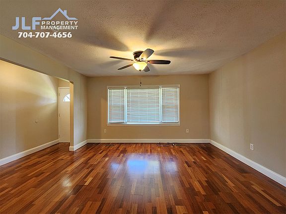 3rd image of 1052 Rembrandt Dr SW #1052