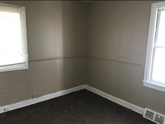 5th image of 13625 Stahelin Ave