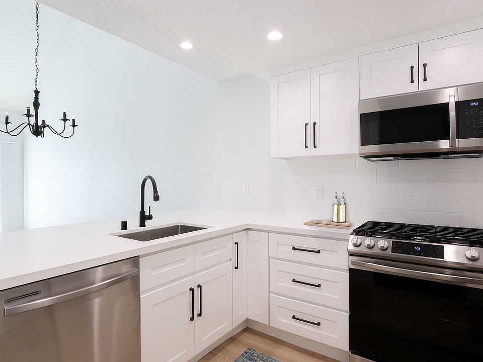 1st image of 170 S Virgil Ave APT 205