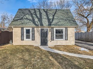 2138 Root St, Crest Hill, IL 60403