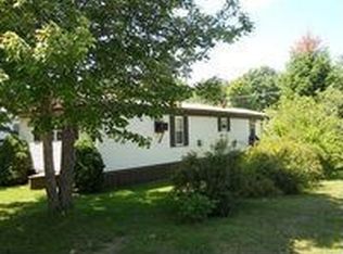 62 Patio Park Ln, Gorham, ME 04038