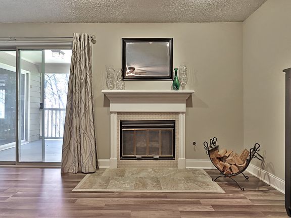 4th image of 26 Doranne Ct SE