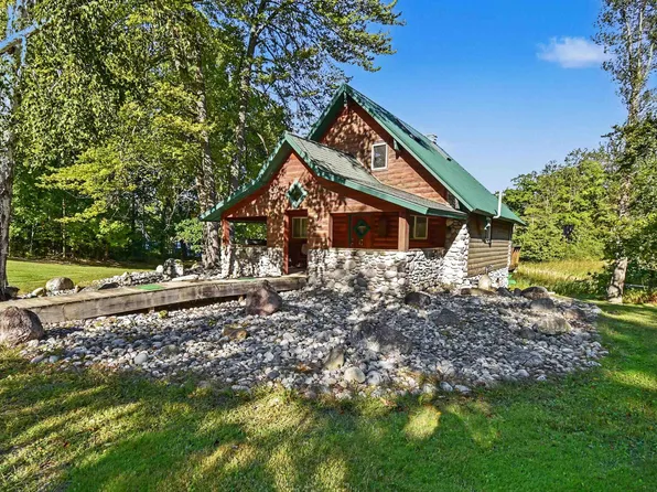 3123 Lakeshore Dr, Glennie, MI 48737