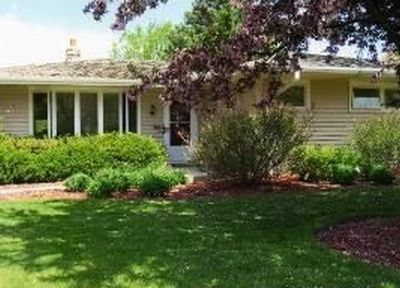 N78W16094 Carl Ross Dr, Menomonee Falls, WI, 53051