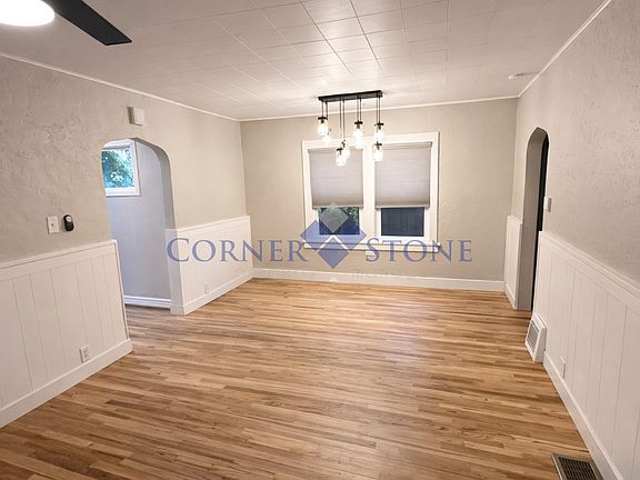 4th image of 1315 11th Ave S