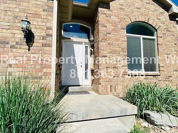 3rd image of 13472 S Fireback Dr