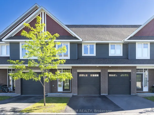 86 Escarpment Cres, Ottawa, ON K2T 0L8