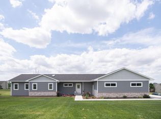 W4603 Pebble Dr, Elkhorn, WI 53121