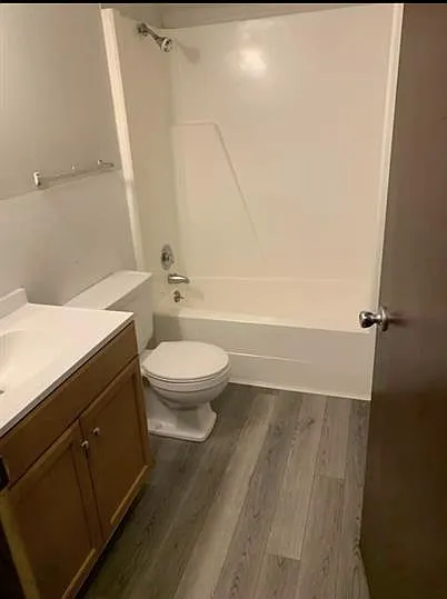 5299 Dalewood Dr #103 — Photo 6