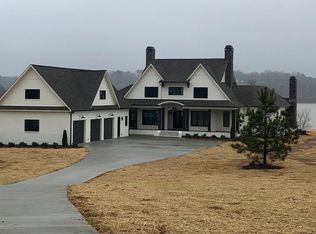 312 Charter Ln NE, Pell City, AL 35128