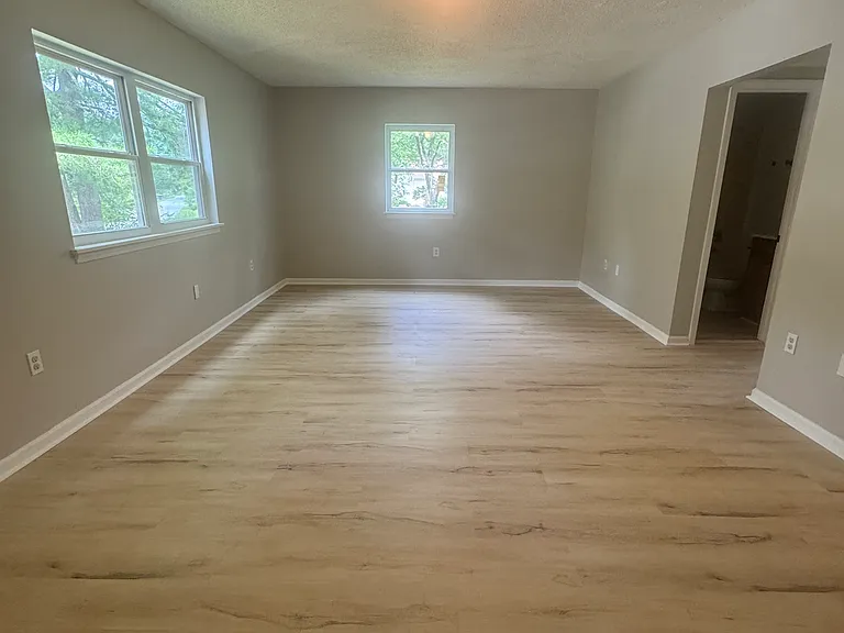 2020 Somerset Dr #2B — Photo 3