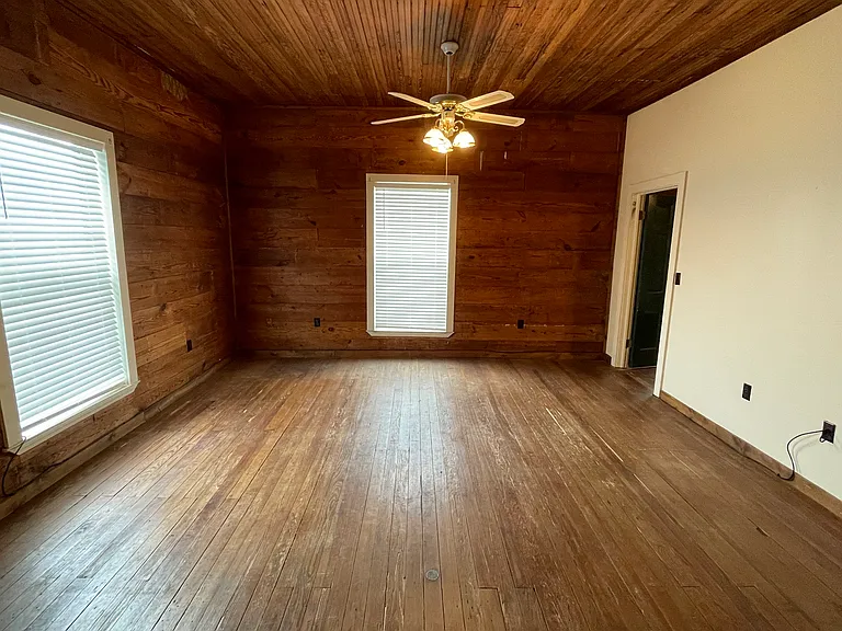 275 Market St #201 — Photo 4