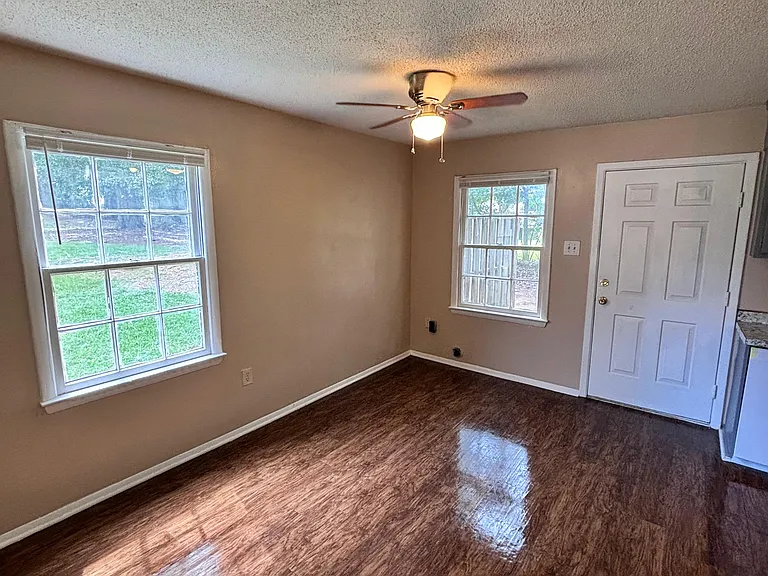 6526 White Horse Rd #5A — Photo 8