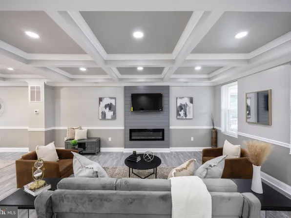 1915 Wheeler Ave, Baltimore, MD 21216