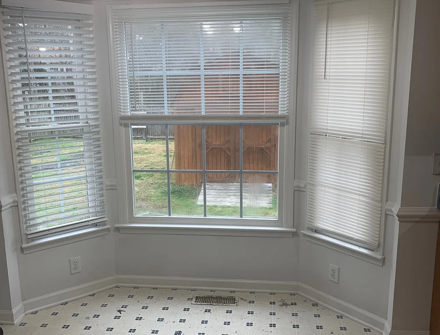 3 bed, 1070 sqft, $1,750 — Photo 4