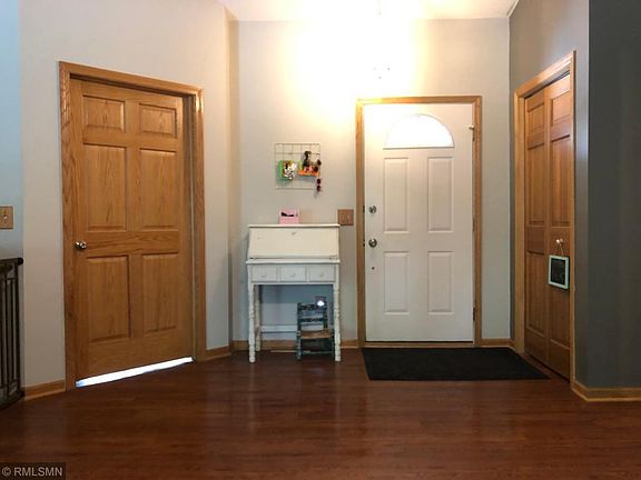 3rd image of 618 Fair Ave W