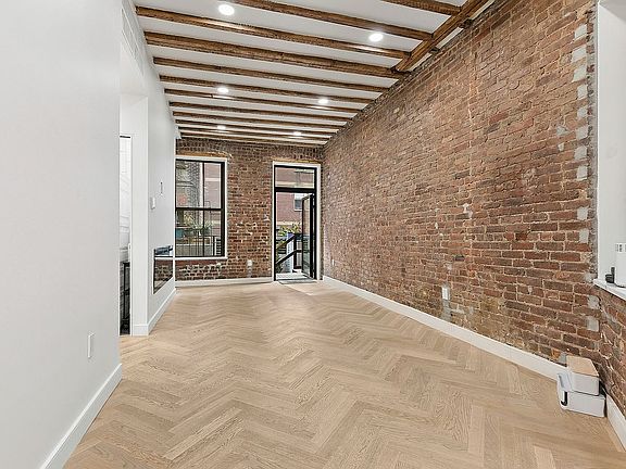 2nd image of 248 E 7th St #3-4