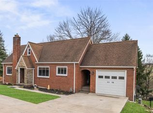 1110 10th St, Irwin, PA 15642