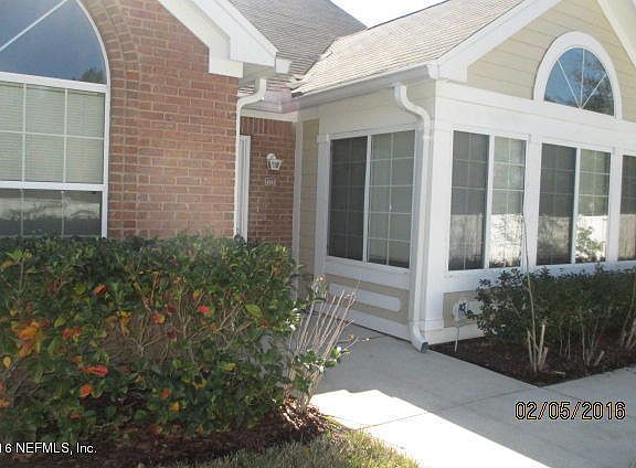 4th image of 4333 Edgewater Crossing Dr #8-4