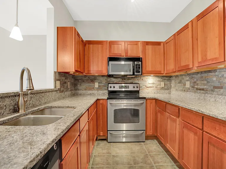 2241 N Scioto St #2 — Photo 15