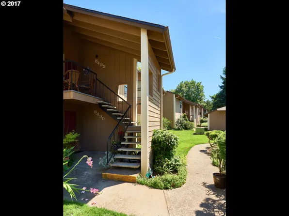 8492 SW Mohawk St, Tualatin, OR 97062