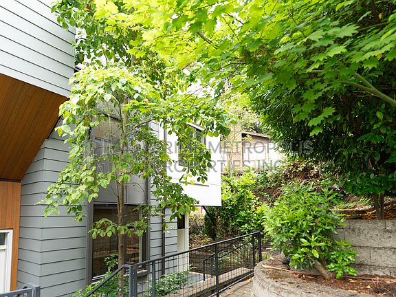 3rd image of 182 107th Ct SE #1