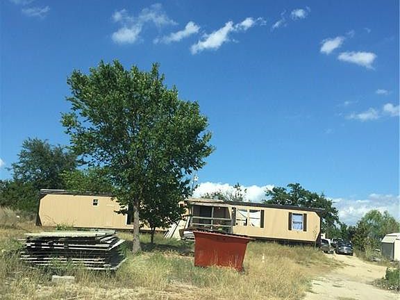 2nd image of 137 Hyde Away Ln