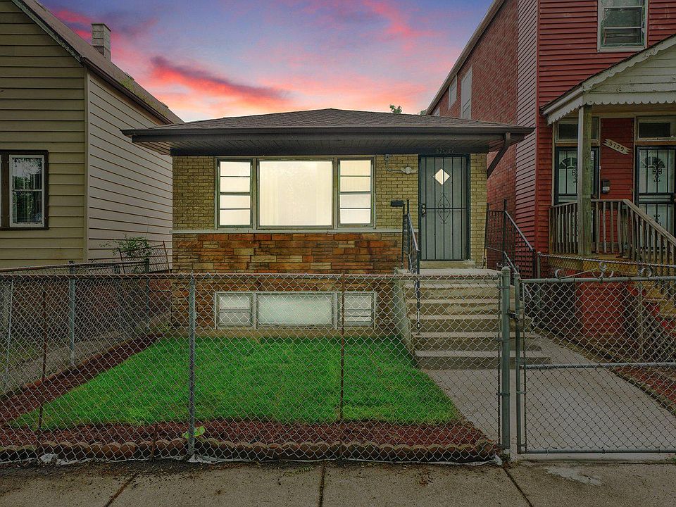 1st image of 5727 S Marshfield Ave