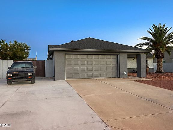 2nd image of 8237 W Corrine Dr