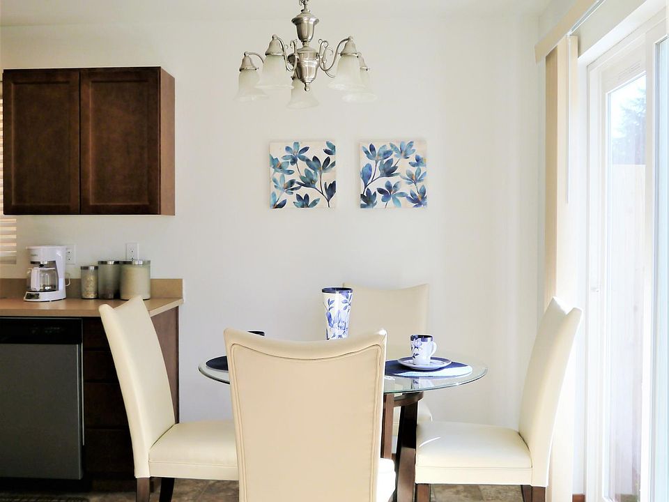 Dining area that leads out to the Large Fenced Private Back