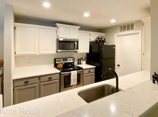 208 Warm Springs Cir, Roswell, GA 30075
