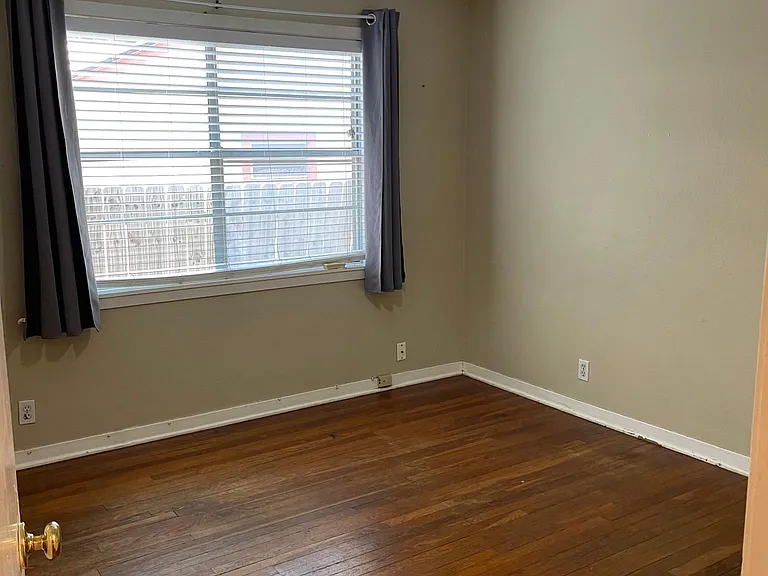 5409 Sunshine Dr — Photo 14