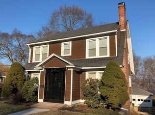 87 Oneco Ave, New London, CT 06320