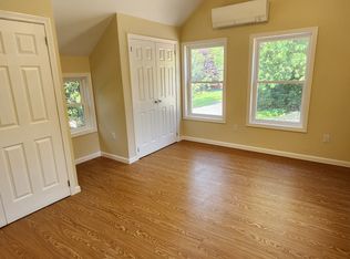 173 Pearl St #B, Essex Junction, VT 05452