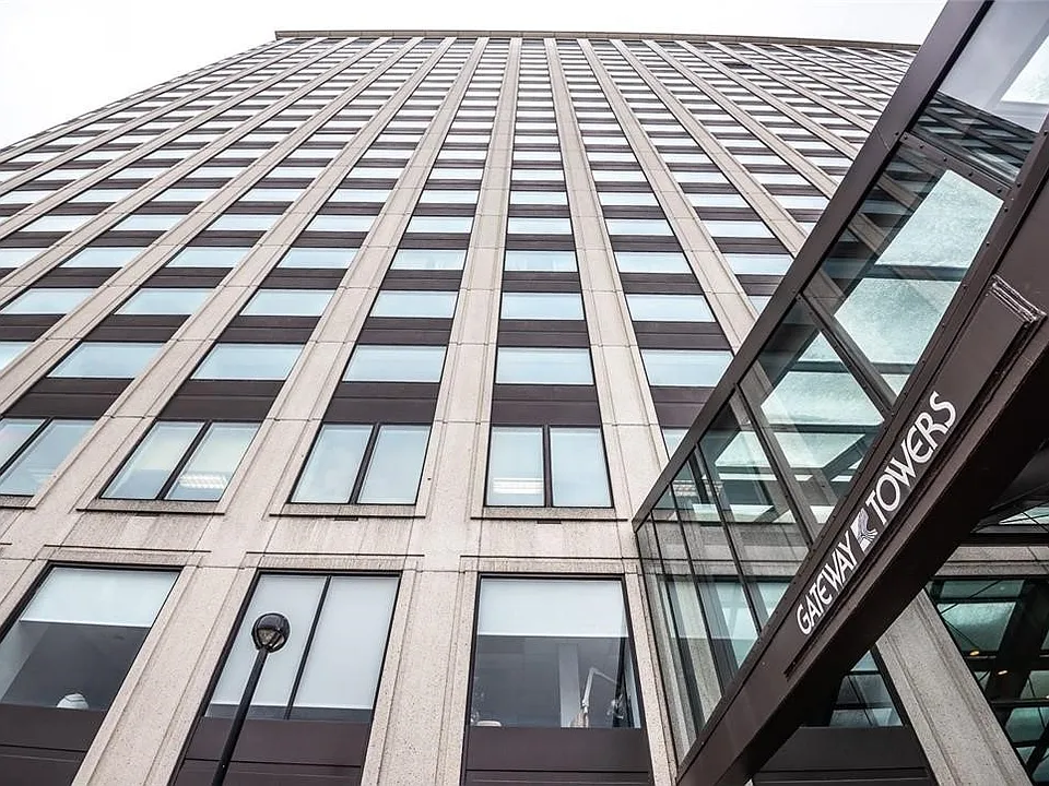 320 Fort Duquesne Blvd #26N