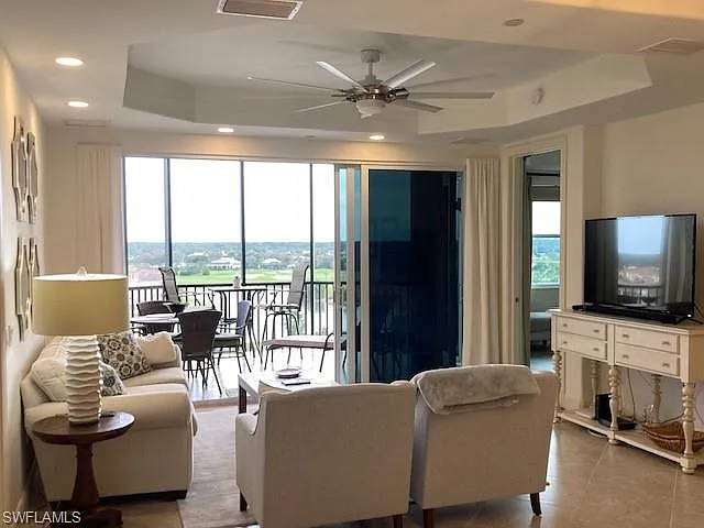 580 El Camino Real #3805 — Photo 20