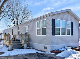 83 S Elm St, Lewiston, MN 55952
