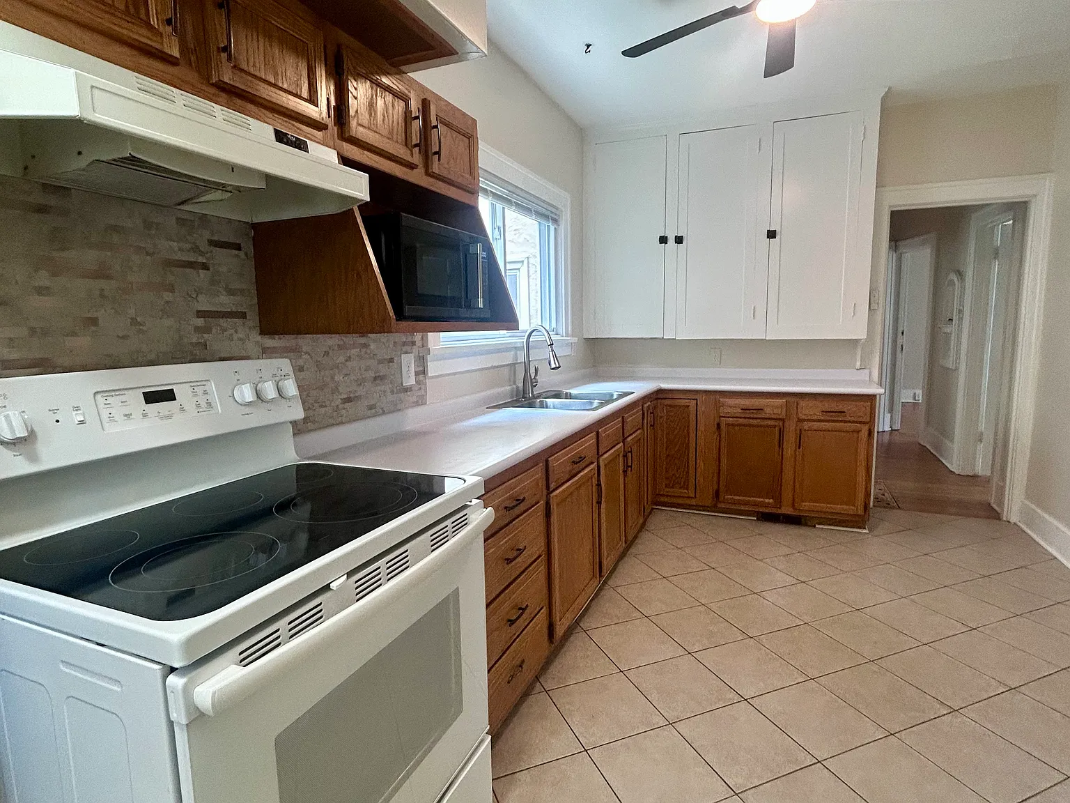 2503 W Main St — Photo 2