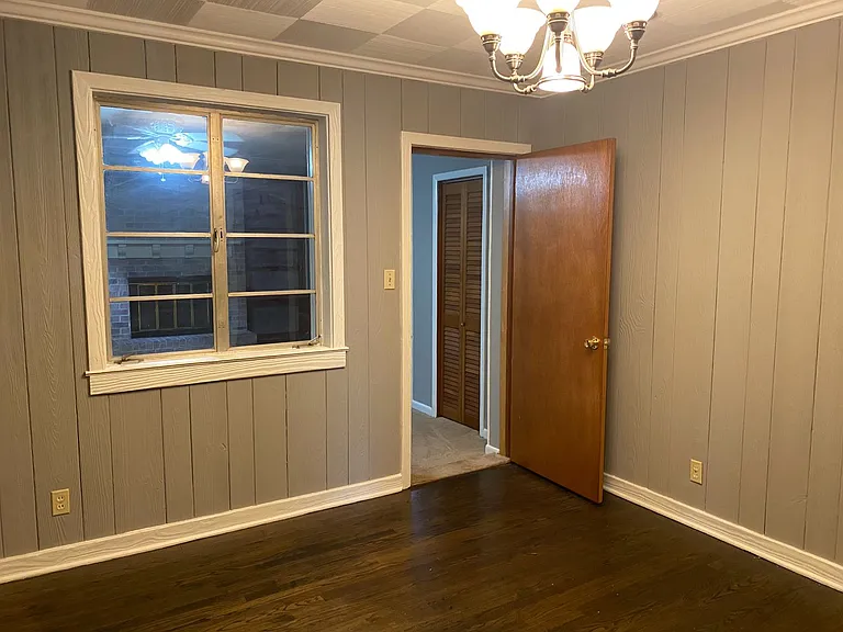 2915 Ashley Ave — Photo 10