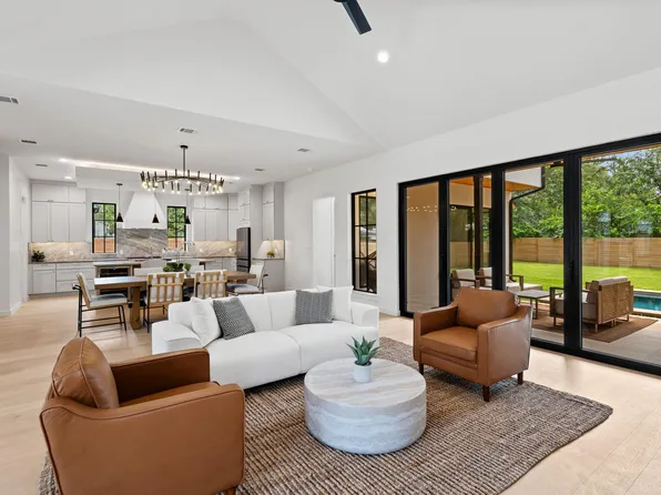 (undisclosed Address), Austin, TX 78745
