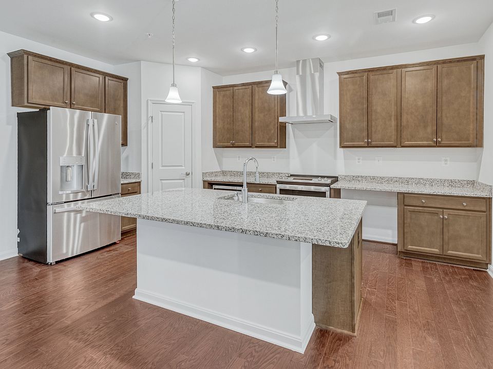 Brooksby Accessible Unit - 13950 Englefield Drive Unit 104