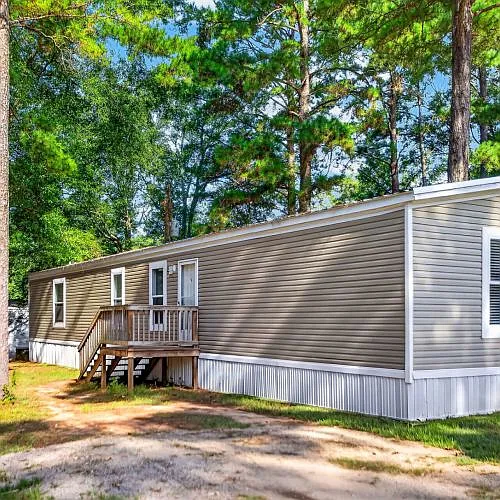 3 bed, 2.0 bath, $1,079 — Photo 4