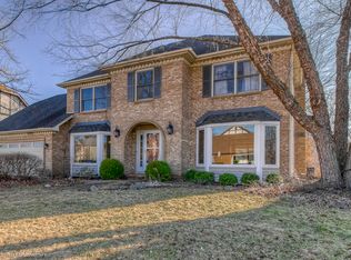 665 Alexandria Dr, Naperville, IL 60565