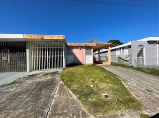 Y 1771 Paseo Dosel St, Toa Baja, PR 00949