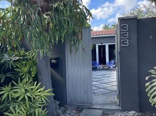 333 Mendoza Ave, Coral Gables, FL 33134